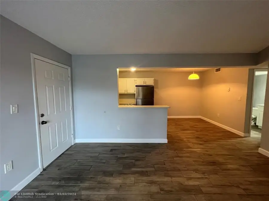 400 Palm Cir W #302, Pembroke Pines, FL 33025 - #3