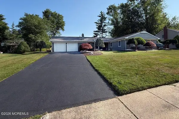 18 Girard Street, Marlboro, NJ 07746