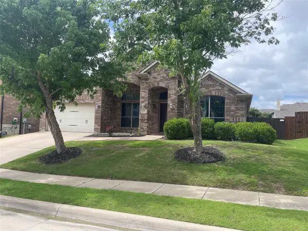 421 Brighton Street, Roanoke, TX 76262
