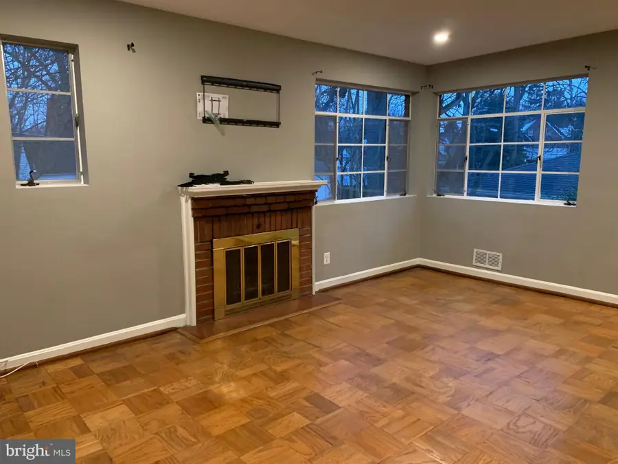 857 Jacksonville Street, Arlington, VA 22205 - #2