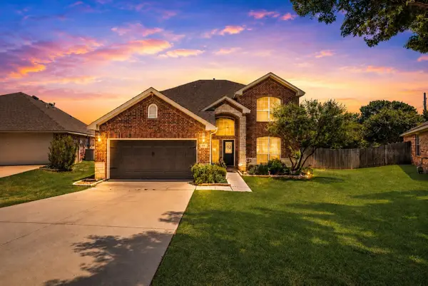 505 Wade Court, Euless, TX 76039