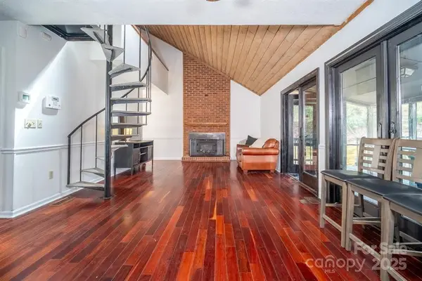 6199 Timberlane Terrace, Hickory, NC 28601