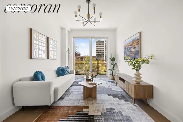379 Ocean Parkway #4B, Brooklyn, NY 11218