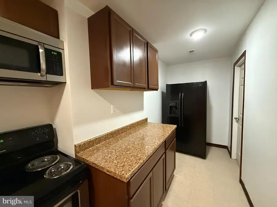 7402 Nigh Rd, Falls Church, VA 22043 - #3