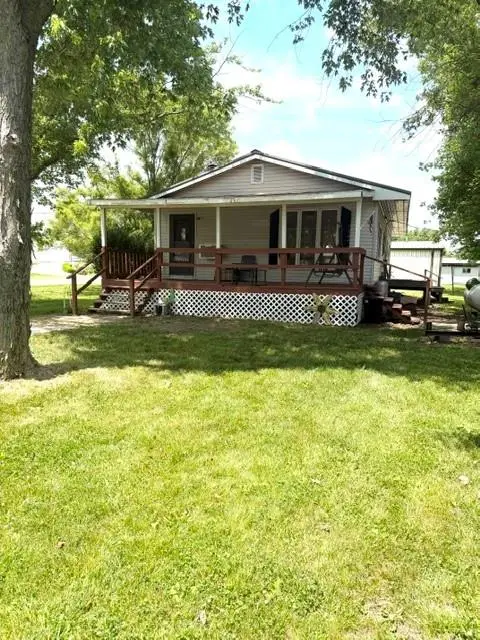 205 S Gibbs Street, Allenville, IL 61951 - #1
