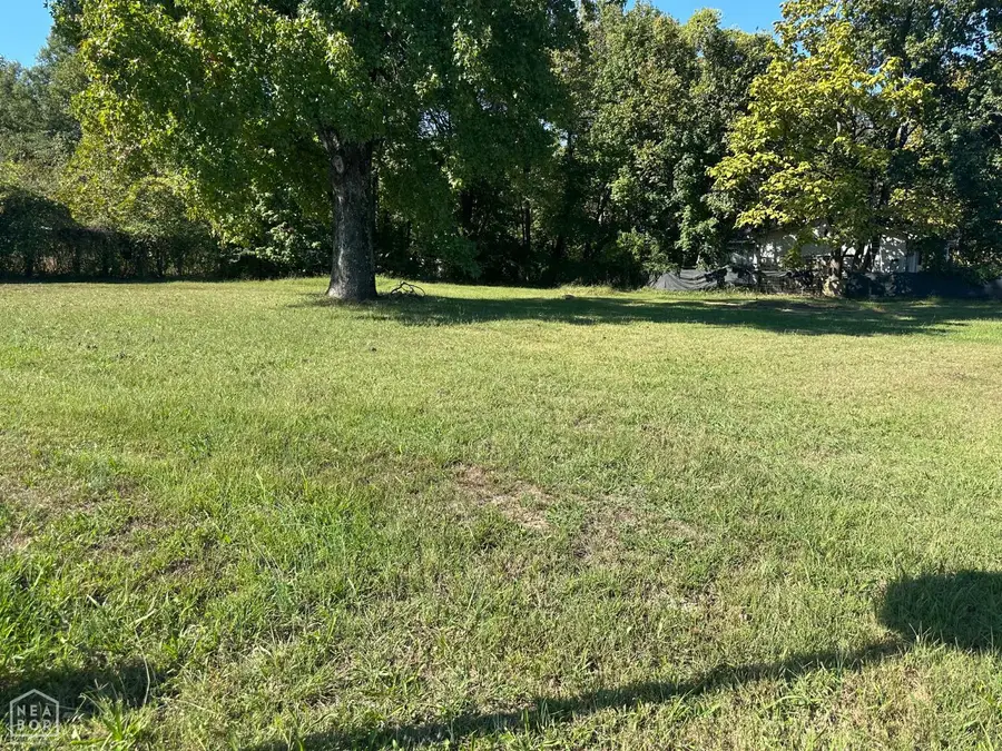 807 Bard, Paragould, AR 72450 - Image #2