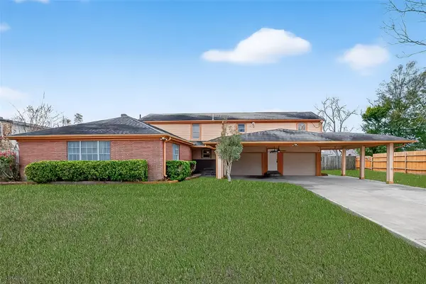 807 #805 Ruth, Baytown, TX 77520