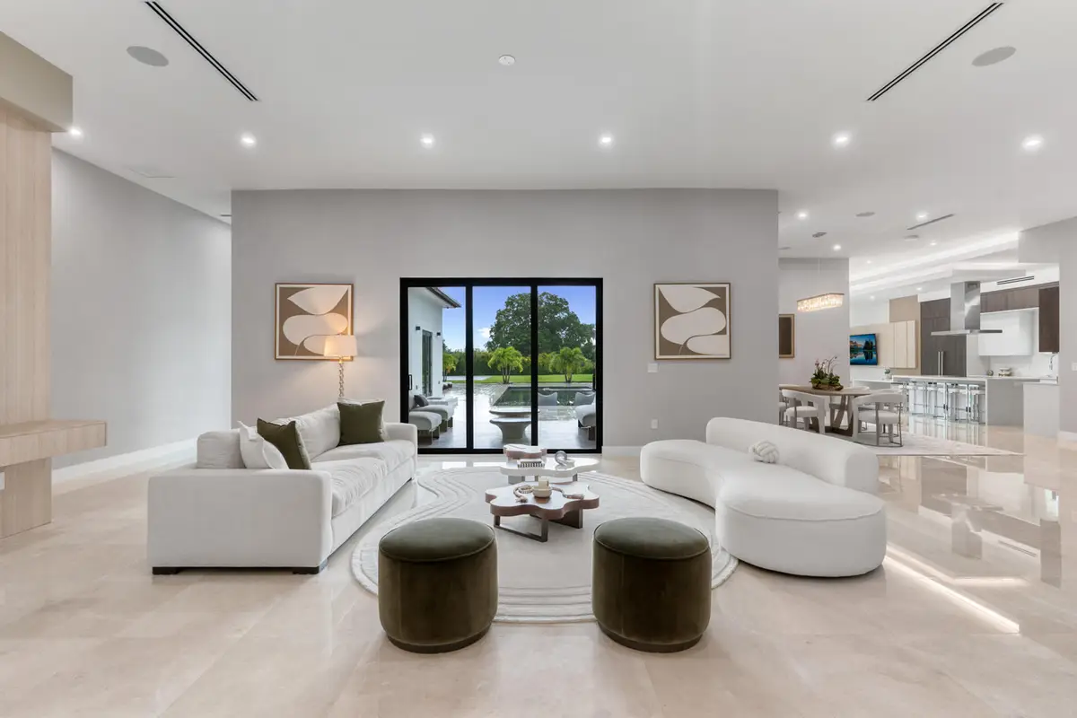 80 NW 129th Ave, Miami, FL 33182 - Image #1