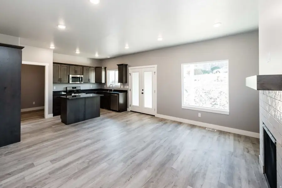 732 E 2475 N, North Logan, UT 84341 - #3