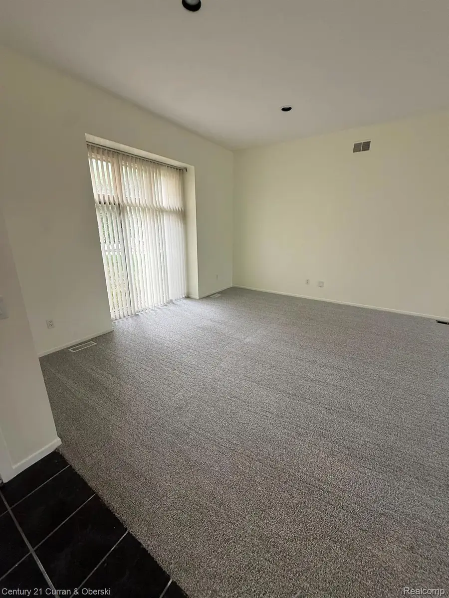 30658 Mystic Forest Drive, Farmington Hills, MI 48331 - #3