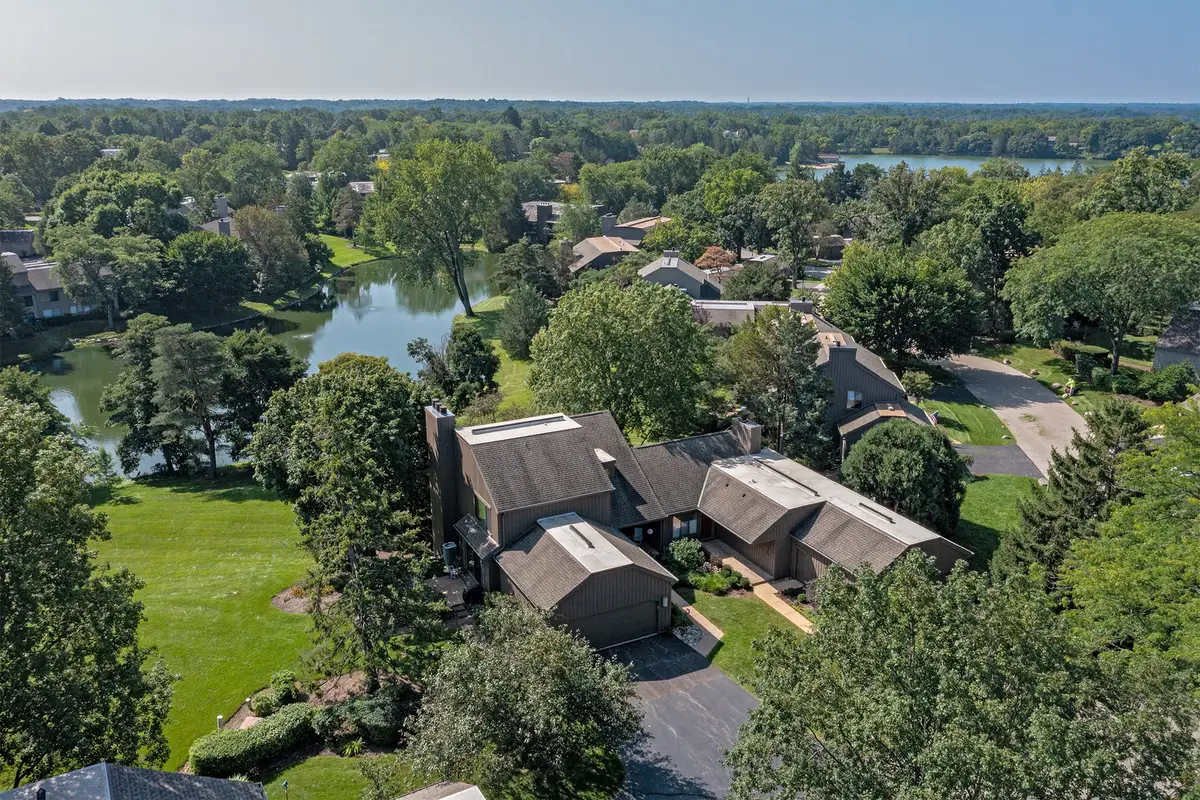 463 Woodview Road, Lake Barrington, IL 60010 - #1