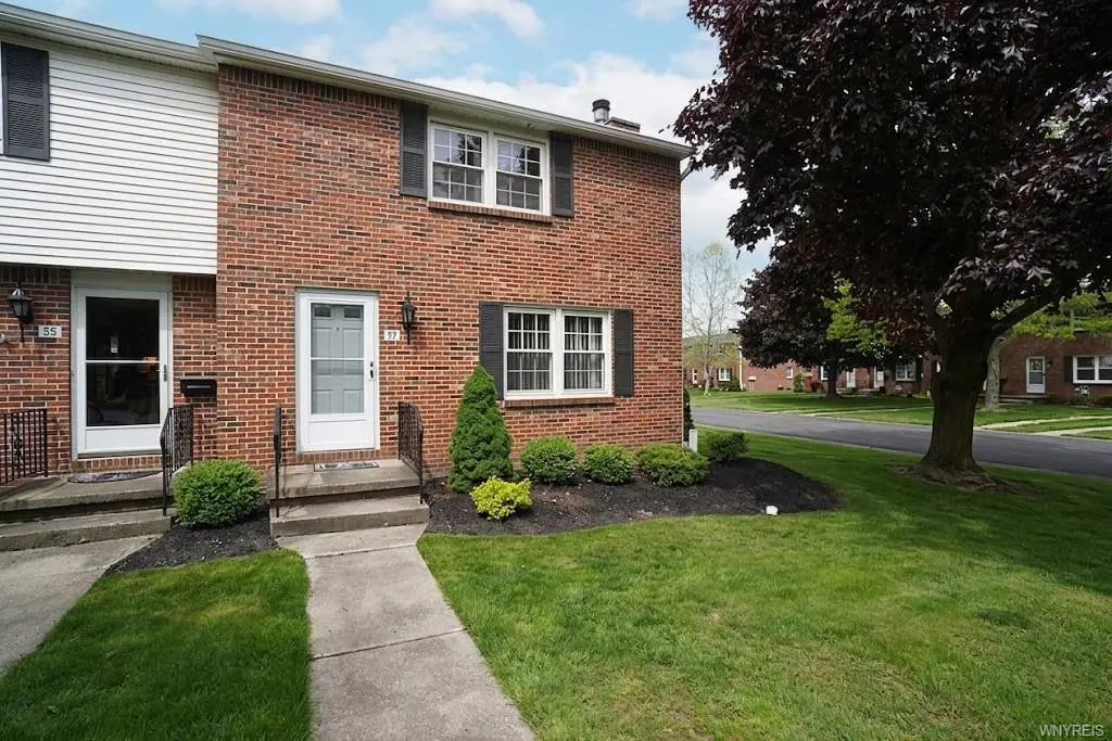 57 Wimbledon Lane, West Seneca, NY 14224 - #1