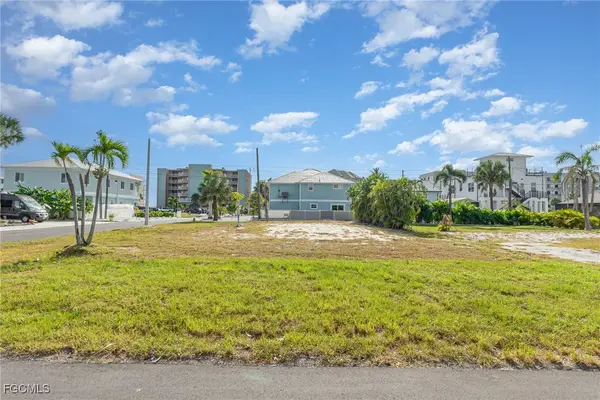 311 Bayland Road, Fort Myers Beach, FL 33931