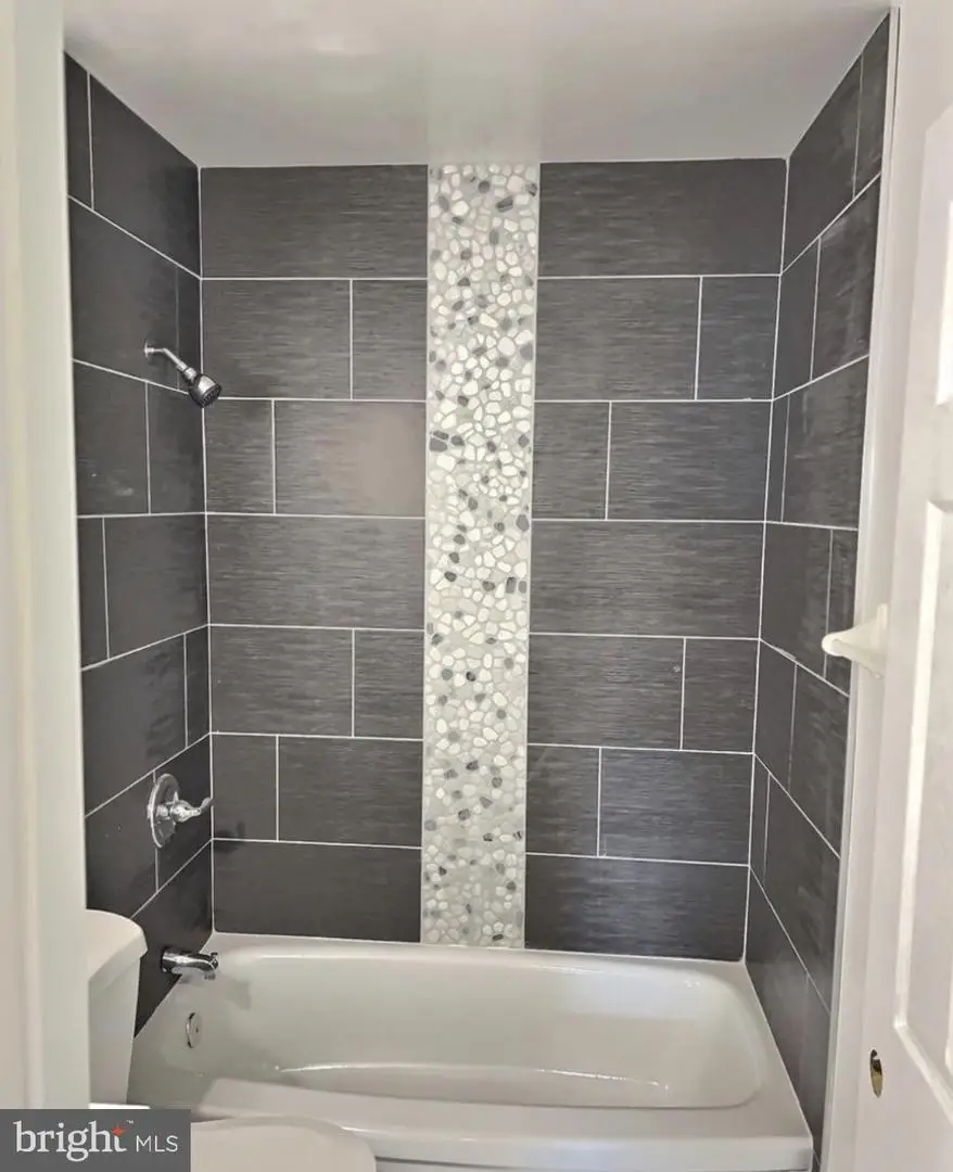 18 Haley Rd, Essex, MD 21221 - #3