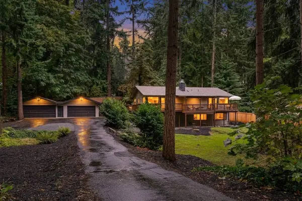 20400 2nd Avenue Sw, Normandy Park, WA 98166