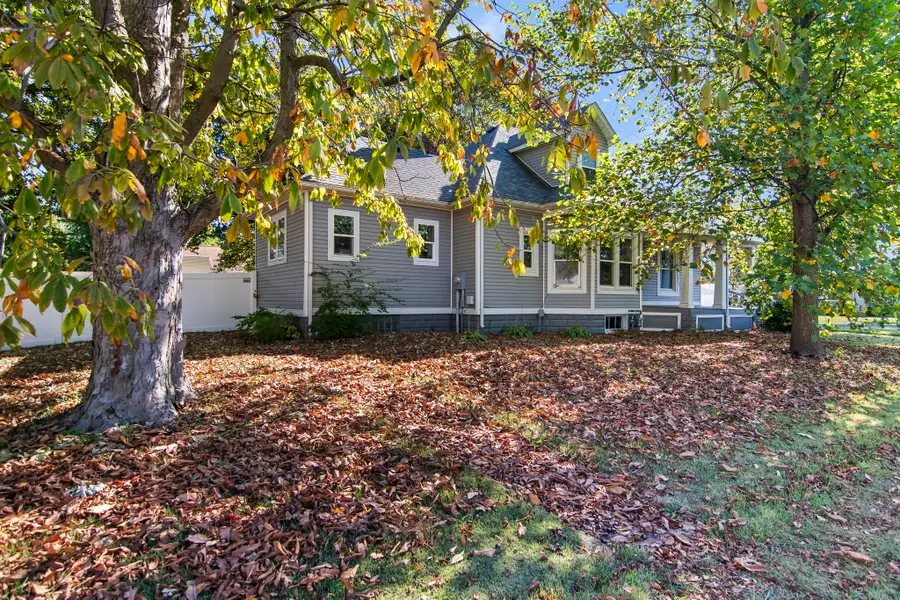 603 E Hauser Street, Litchfield, IL 62056 - #2