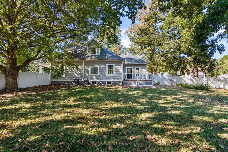 603 E Hauser Street, Litchfield, IL 62056 - #3
