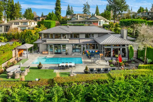 9600 NE 28th Street, Clyde Hill, WA 98004