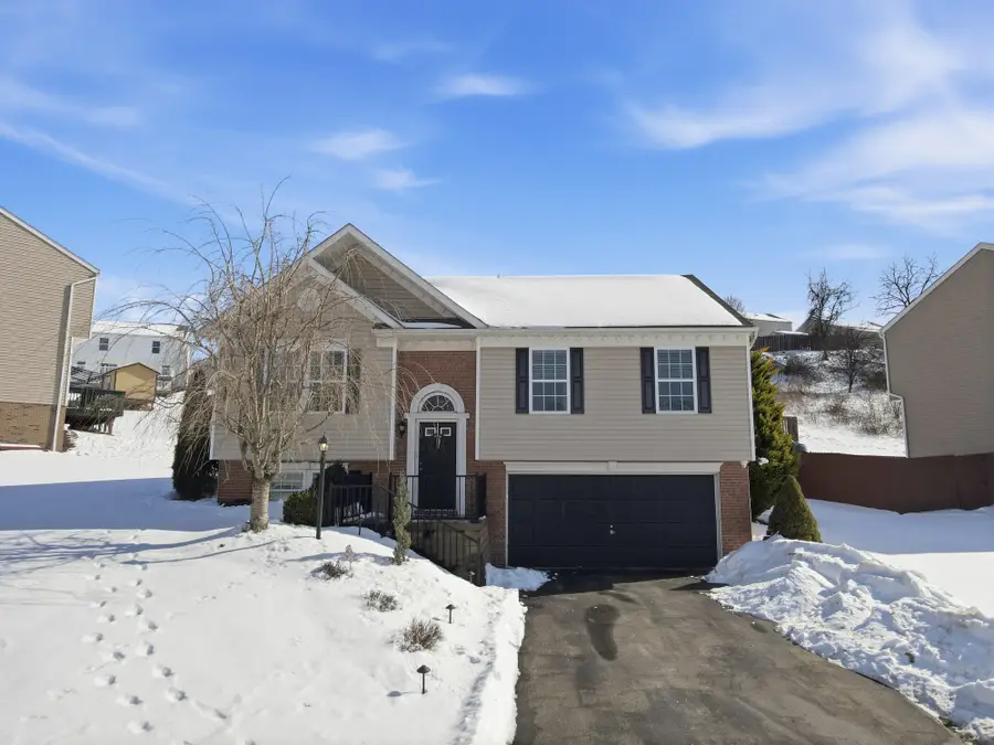 1897 Haflinger Dr, North Huntingdon, PA 15642 - #2
