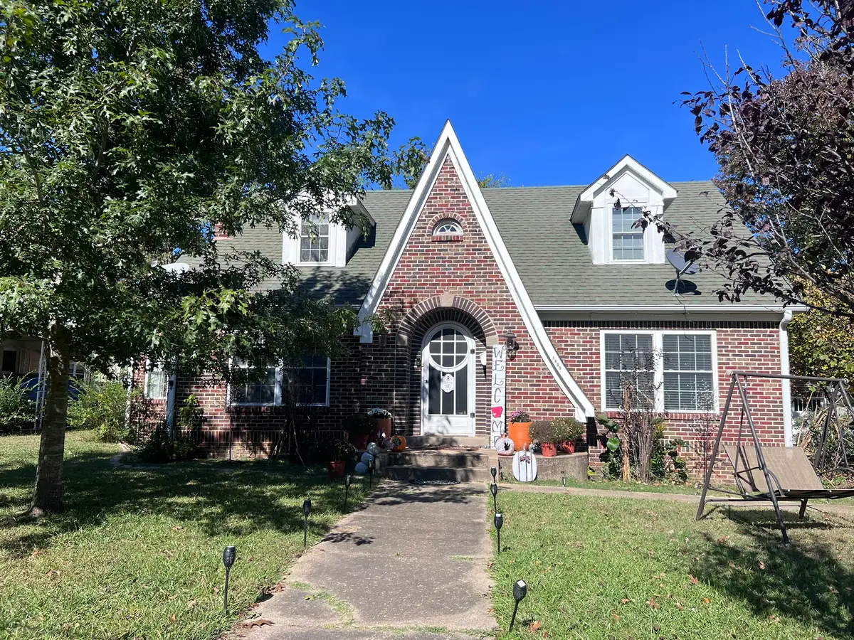 1405 Hickory Ave, Mena, AR 71953 - Image #1