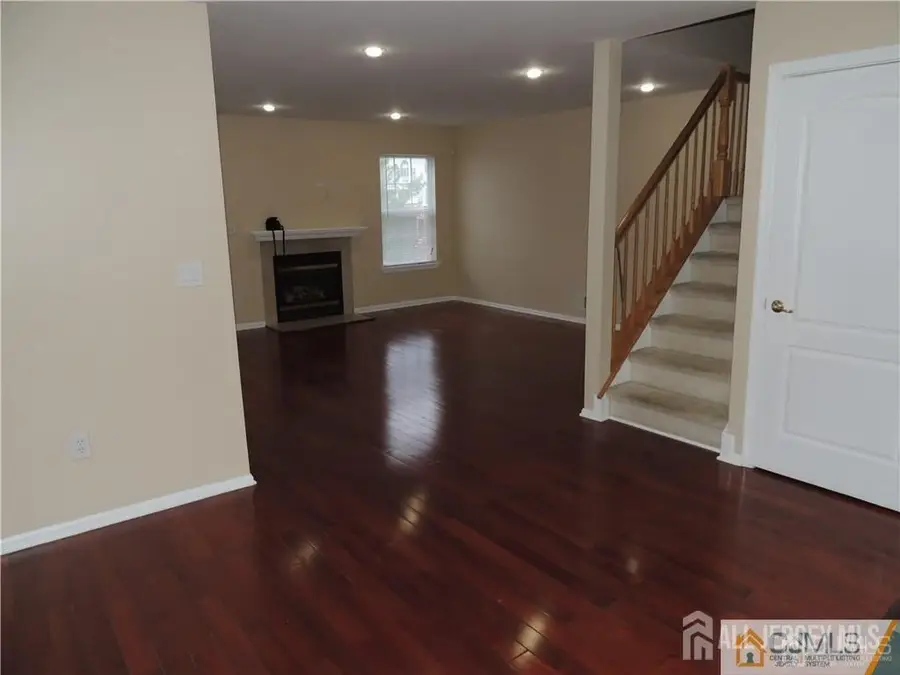 -107 Amy Drive, North Brunswick, NJ 08902 - #3