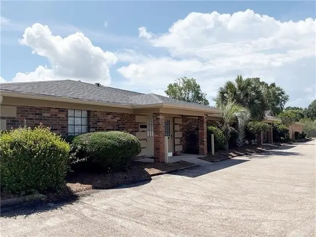 1921 CORPORATE SQUARE Drive unit: H, Slidell, LA 70458 - #2