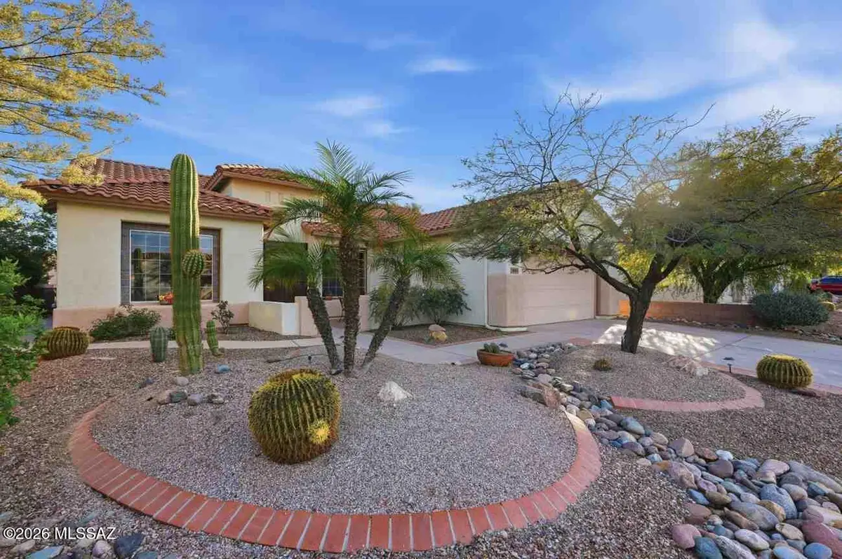 8083 W Greensleeves, Tucson, AZ 85743 - #1