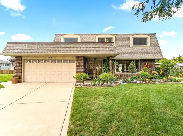 10926 Circle Court, Palos Hills, IL 60465 - Image #1