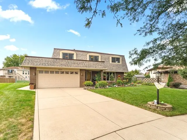 10926 Circle Court, Palos Hills, IL 60465 - Image #2