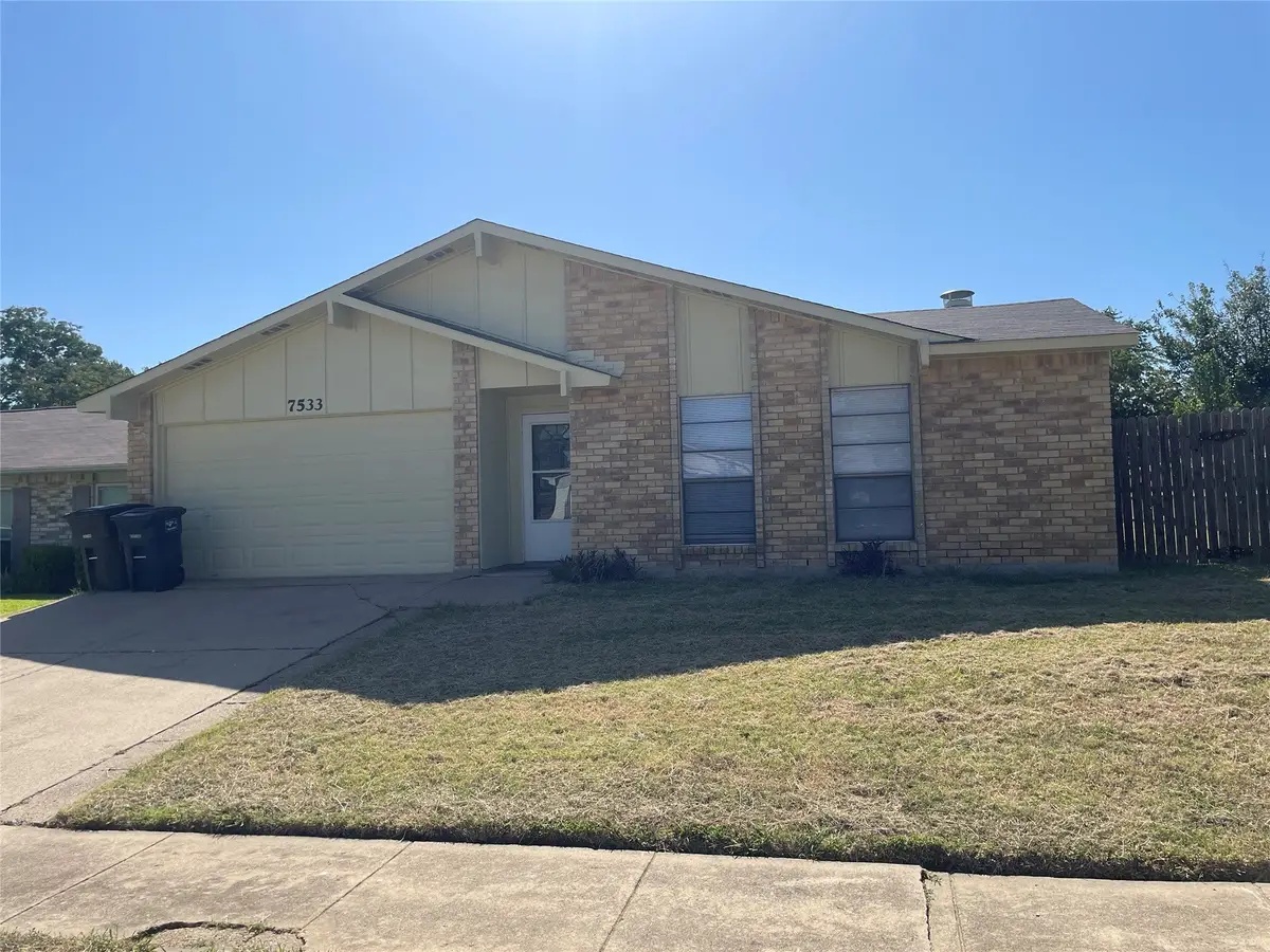 7533 Parkwood Lane, Fort Worth, TX 76133 - #1