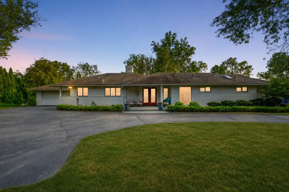 4701 W Maple Road, Bloomfield Hills, MI 48301 - #1