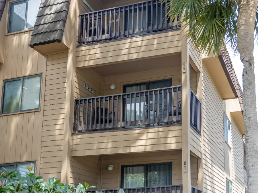 40 Folly Field Road #D9, Hilton Head Island, SC 29928 - #3