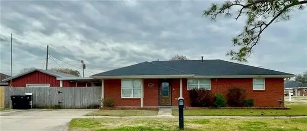 10002 CLAIBORNE Street, Violet, LA 70092