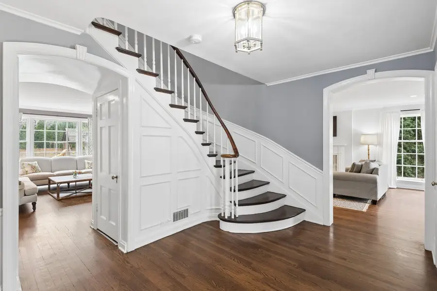 9515 Hamlin Avenue, Evanston, IL 60203 - #3