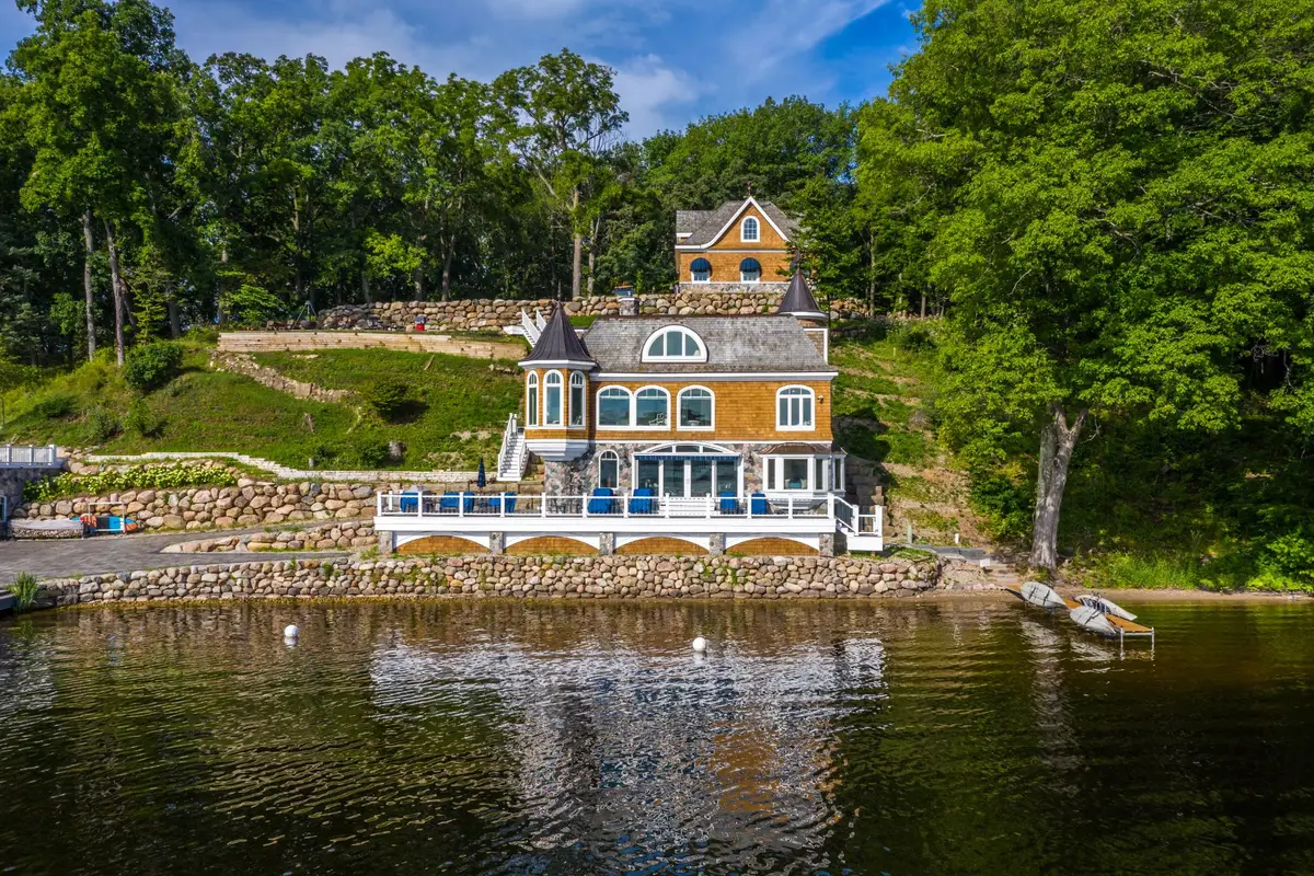 14625 Edgewater Drive, Gregory, MI 48137 - #1