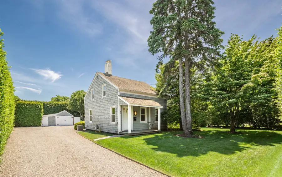 98 Powell Avenue, Southampton, NY 11968 - #2