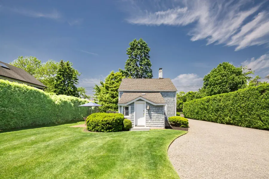 98 Powell Avenue, Southampton, NY 11968 - #3