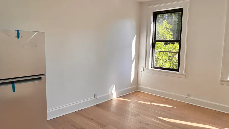 188 W 9th Street #Apt 2F, Brooklyn, NY 11231 - #2