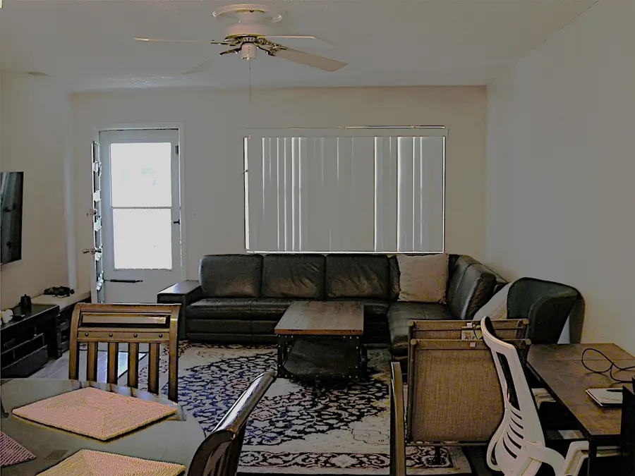 5217 81st St N #22, Saint Petersburg, FL 33709 - #3