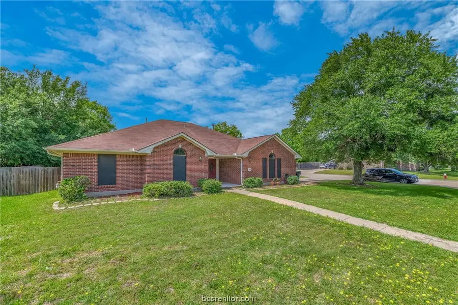 1415 Richland Court S, College Station, TX 77845-9363 - Image #2