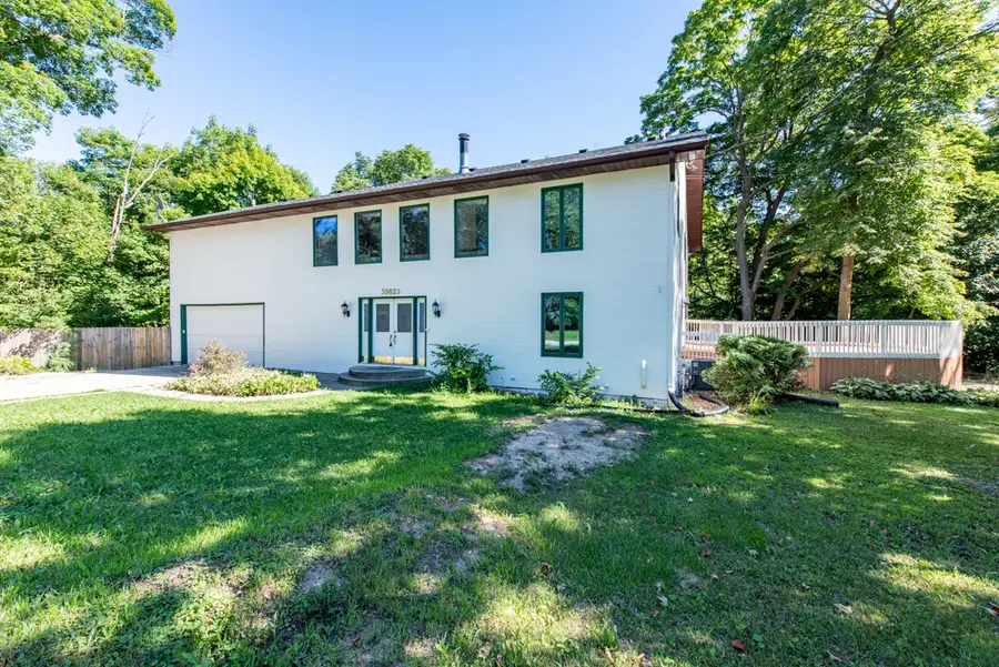 39025 N Holdridge Avenue, Beach Park, IL 60087 - #3