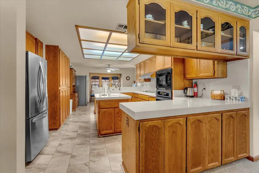 2850 Balaton Avenue, Redding, CA 96001 - #3