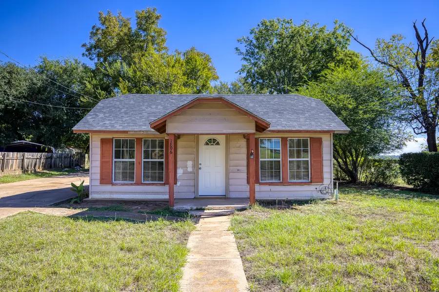 1806 N Link St, Palestine, TX 75801 - #2
