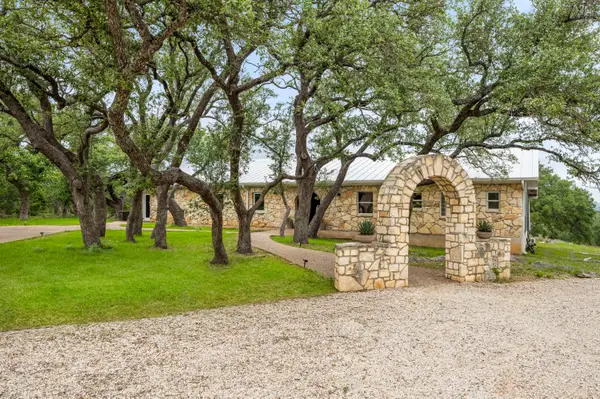 141 Lookout Dr, Wimberley, TX 78676