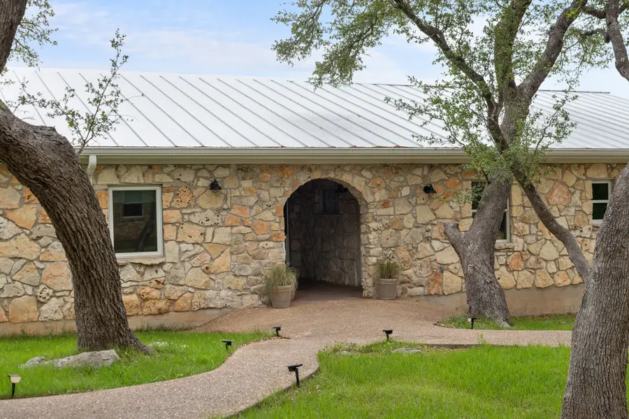 141 Lookout Dr, Wimberley, TX 78676 - #3