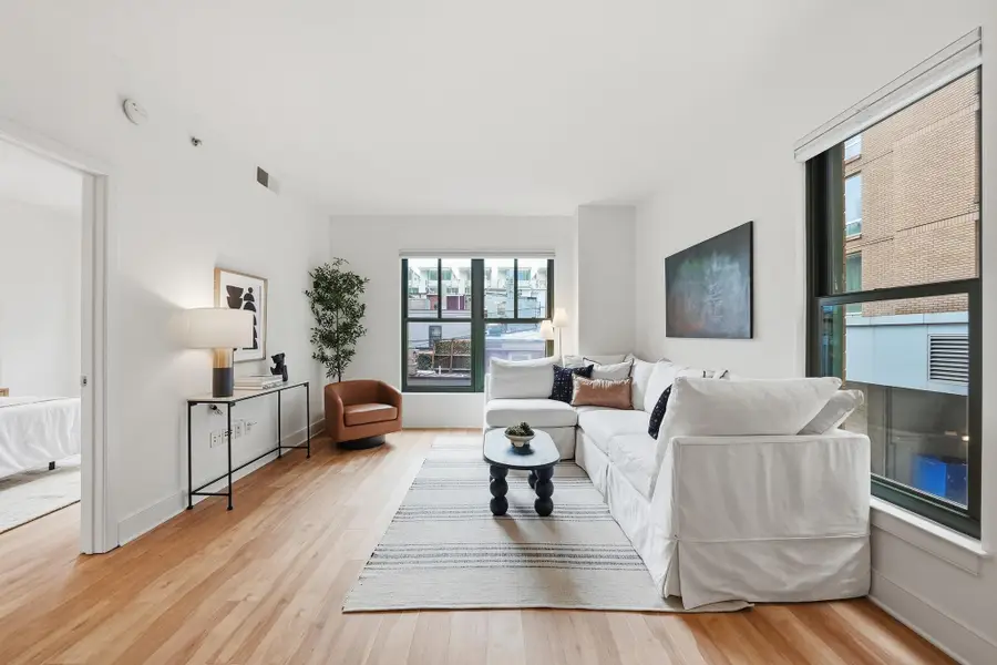 910 M St Nw #203, Washington, DC 20001 - #2