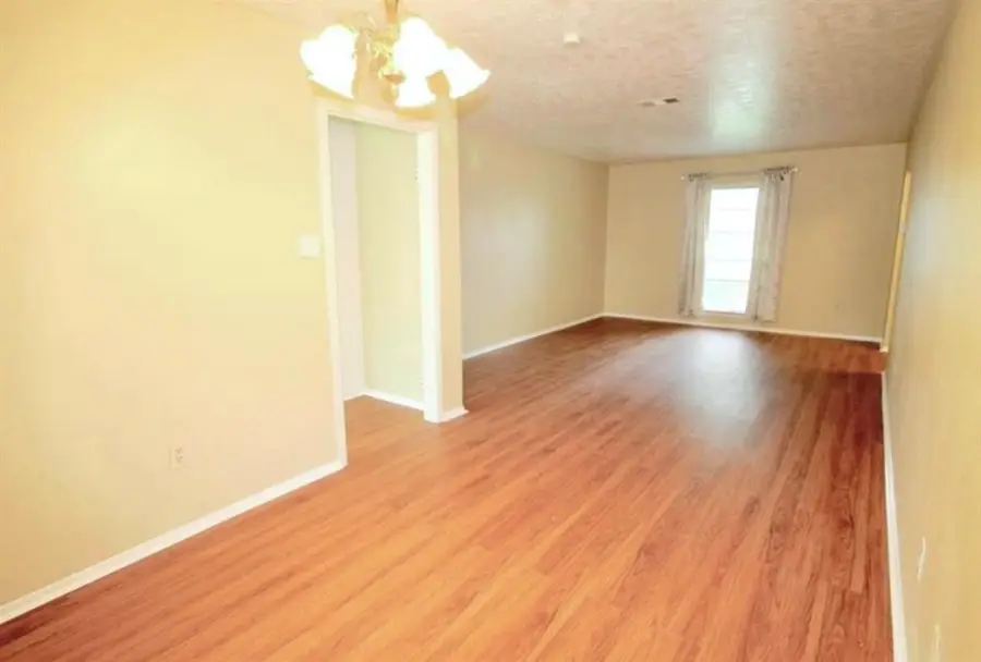 801 E Stadium Court, Friendswood, TX 77546 - #2