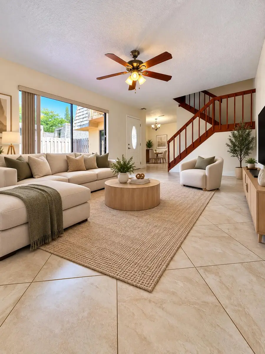 165 Lake Arbor Drive, Palm Springs, FL 33461 - #2