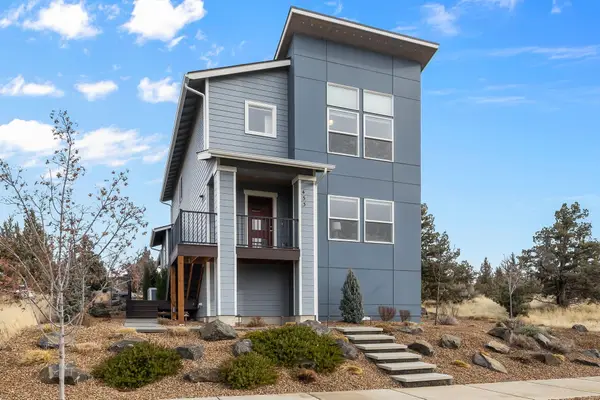 433 SE Larkspur Dr, Madras, OR 97741