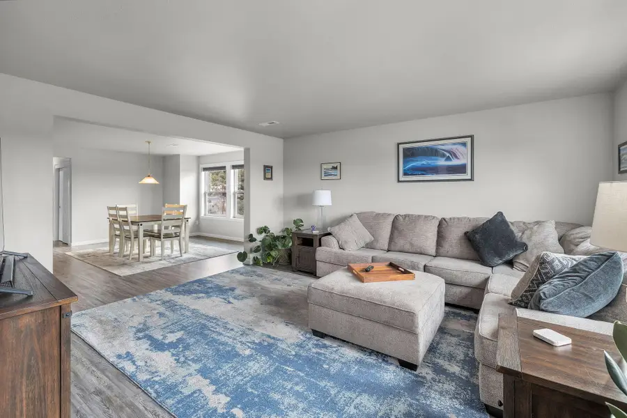 433 SE Larkspur Dr, Madras, OR 97741 - Image #3